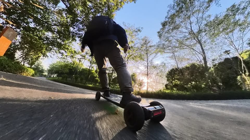 Vestar_Skateboards logo