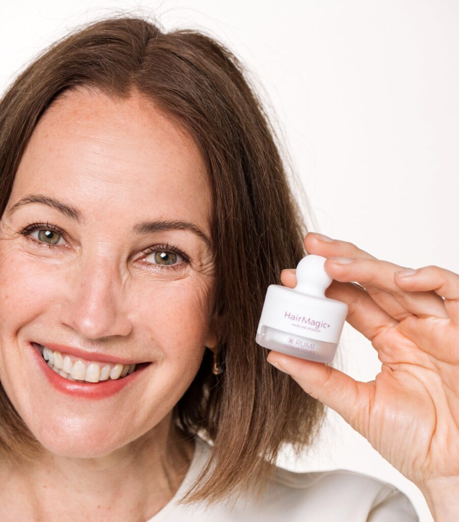 Rumi Cosmetiques logo